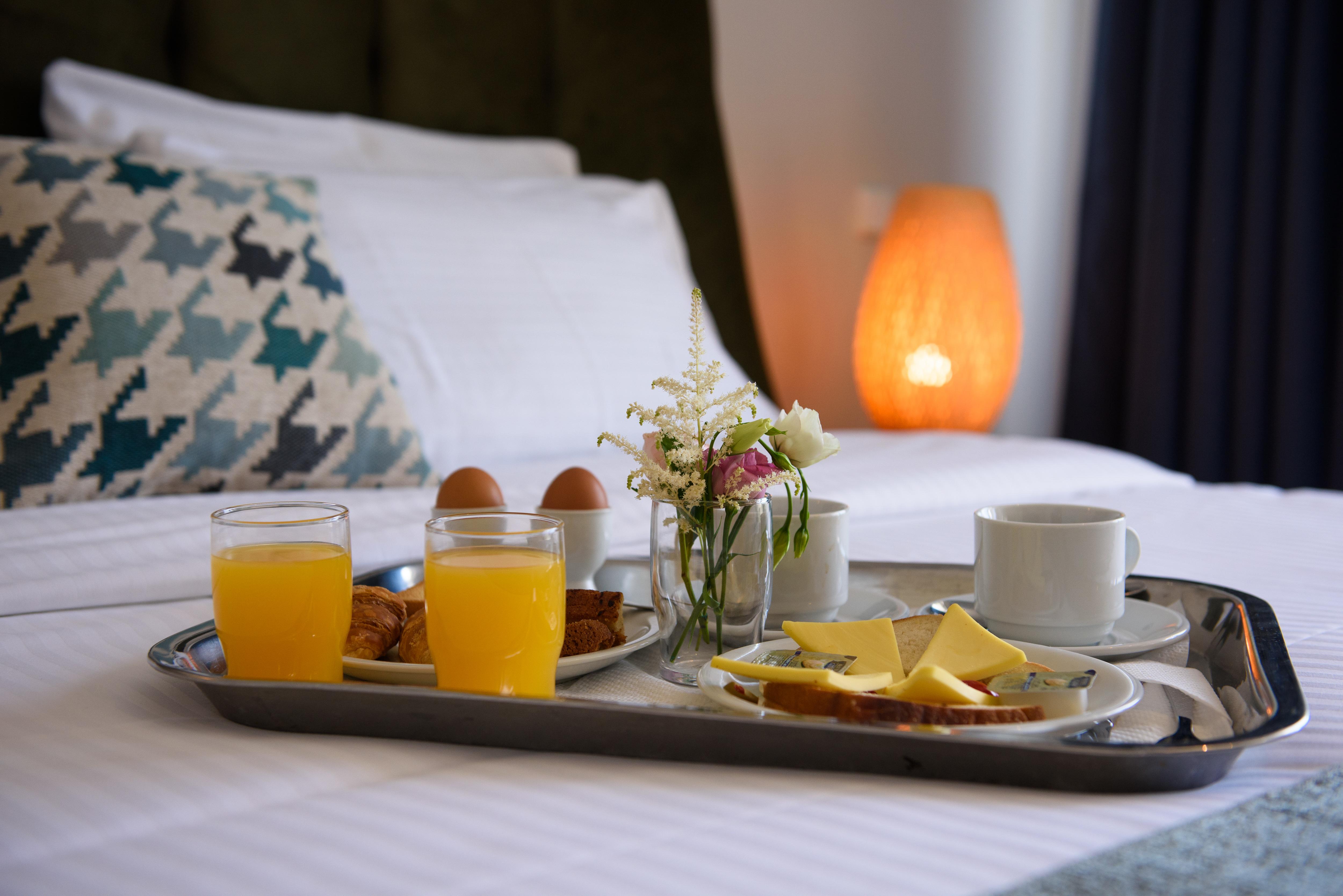 The Royal Grand Hotel كانوني المظهر الخارجي الصورة
